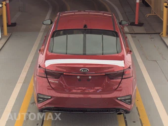 2021 Kia Forte LXS – miniatura 5