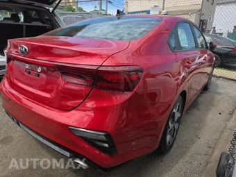 2021 Kia Forte LXS – miniatura 4
