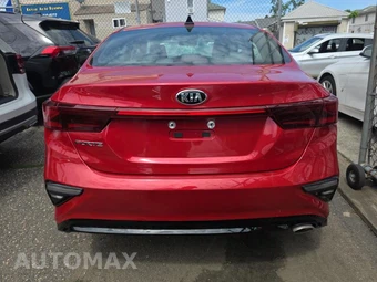 2021 Kia Forte LXS – miniatura 5