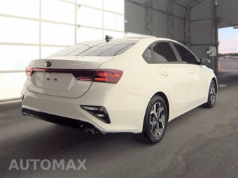 2021 Kia Forte LXS – miniatura 4