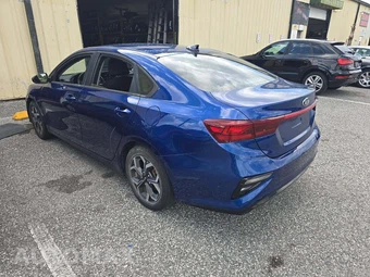 2021 Kia Forte LXS - miniatura 2