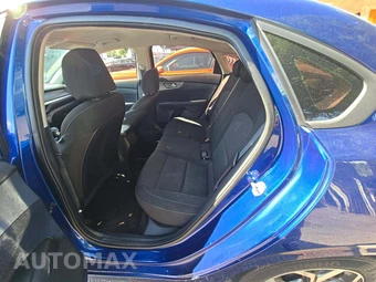 2021 Kia Forte LXS – miniatura 13