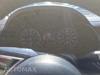 2021 Kia Forte LXS – miniatura 9