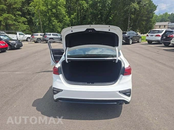 2021 Kia Forte LXS – miniatura 11