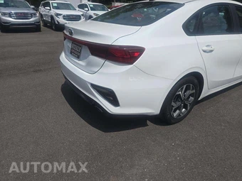2021 Kia Forte LXS – miniatura 21