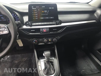 2021 Kia Forte LXS - miniatura 11