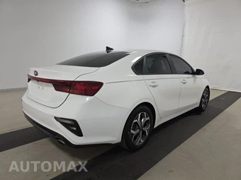 2021 Kia Forte LXS - miniatura 4