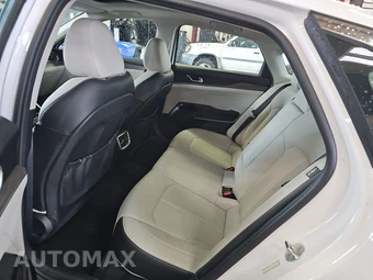 2021 Kia K5 EX - miniatura 13