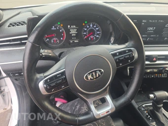2021 Kia K5 GT-Line - miniatura 10