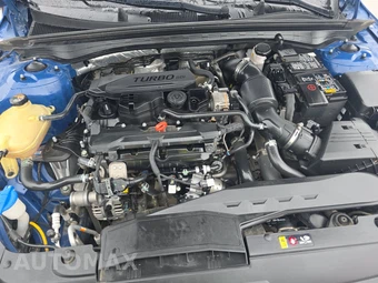 2021 Kia K5 GT-Line – miniatura 15