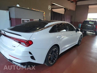 2021 Kia K5 GT-Line - miniatura 4
