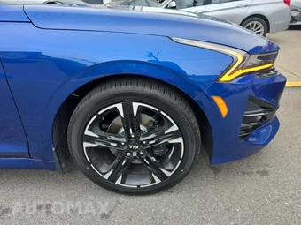 2021 Kia K5 GT-Line – miniatura 9