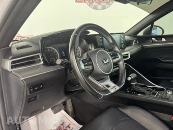 2021 Kia K5 GT-Line - miniatura 10