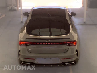 2021 Kia K5 GT-Line – miniatura 5