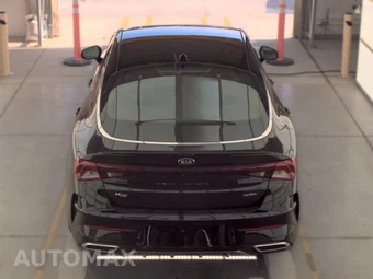 2021 Kia K5 GT-Line – miniatura 5