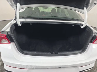 2021 Kia K5 GT-Line – miniatura 17