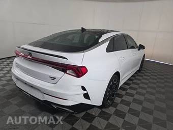 2021 Kia K5 GT-Line – miniatura 4