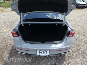 2021 Kia K5 GT-Line – miniatura 14