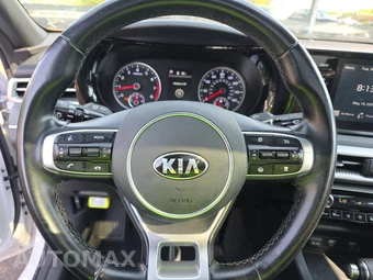 2021 Kia K5 GT-Line – miniatura 10