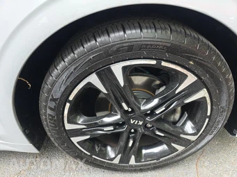 2021 Kia K5 GT-Line – miniatura 9