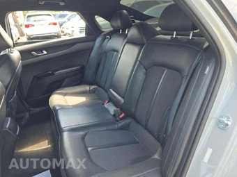 2021 Kia K5 GT-Line – miniatura 13