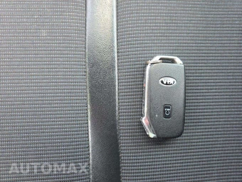 2021 Kia K5 GT-Line – miniatura 8