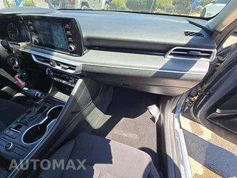 2021 Kia K5 LX – miniatura 19
