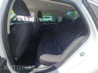 2021 Kia K5 LX – miniatura 13