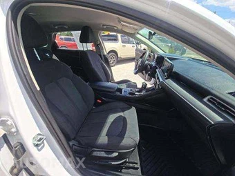 2021 Kia K5 LX – miniatura 18