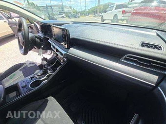 2021 Kia K5 LX – miniatura 19