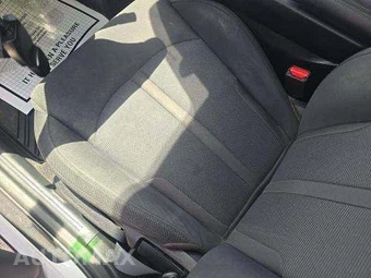 2021 Kia K5 LX – miniatura 22