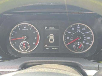 2021 Kia K5 LX – miniatura 9