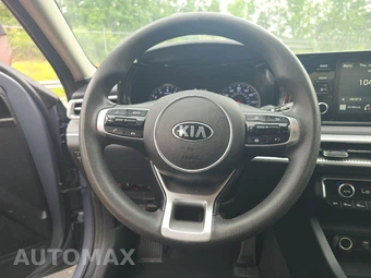 2021 Kia K5 LXS - miniatura 10