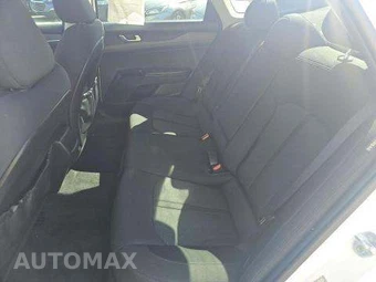2021 Kia K5 LXS - miniatura 14