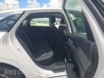 2021 Kia K5 LXS - miniatura 13