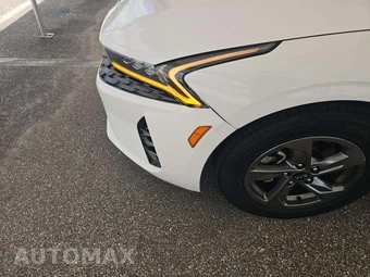 2021 Kia K5 LXS - miniatura 18