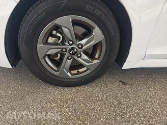 2021 Kia K5 LXS - miniatura 19