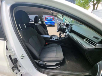 2021 Kia K5 LXS - miniatura 18