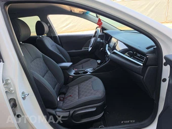 2021 Kia Niro LX – miniatura 15