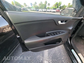 2021 Kia Rio LX Sedan – miniatura 9