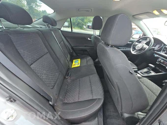 2021 Kia Rio S Sedan – miniatura 16
