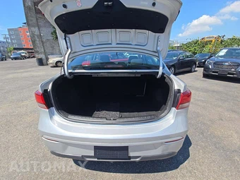 2021 Kia Rio S Sedan - miniatura 14