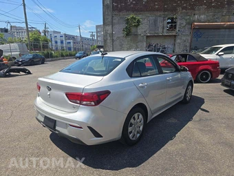 2021 Kia Rio S Sedan - miniatura 3