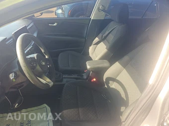 2021 Kia Rio S Sedan - miniatura 7
