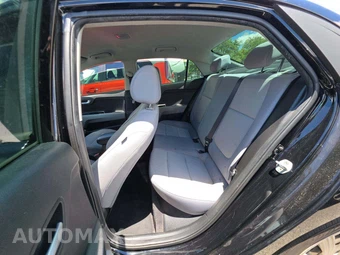 2021 Kia Rio S Sedan – miniatura 13