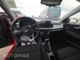 2021 Kia Rio S Sedan - miniatura 11