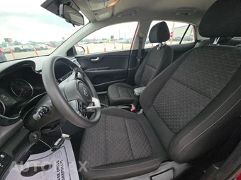 2021 Kia Rio S Sedan - miniatura 7