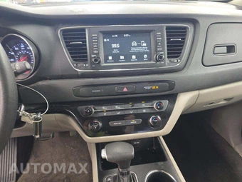 2021 Kia Sedona LX 120.5" WB - miniatura 10