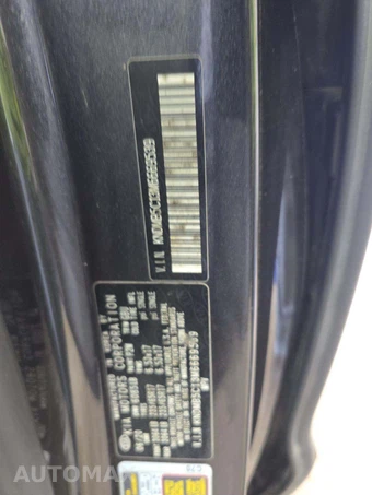 2021 Kia Sedona LX 120.5" WB - miniatura 5