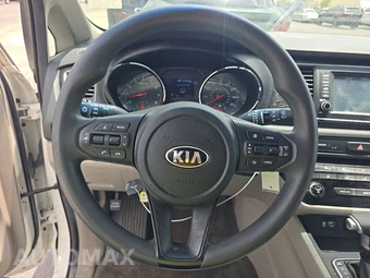 2021 Kia Sedona LX 120.5" WB - miniatura 10